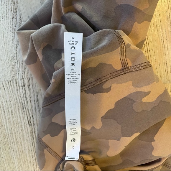 NWOT Lululemon Align High-Rise Pant 25" US 2 - Picture 5 of 8